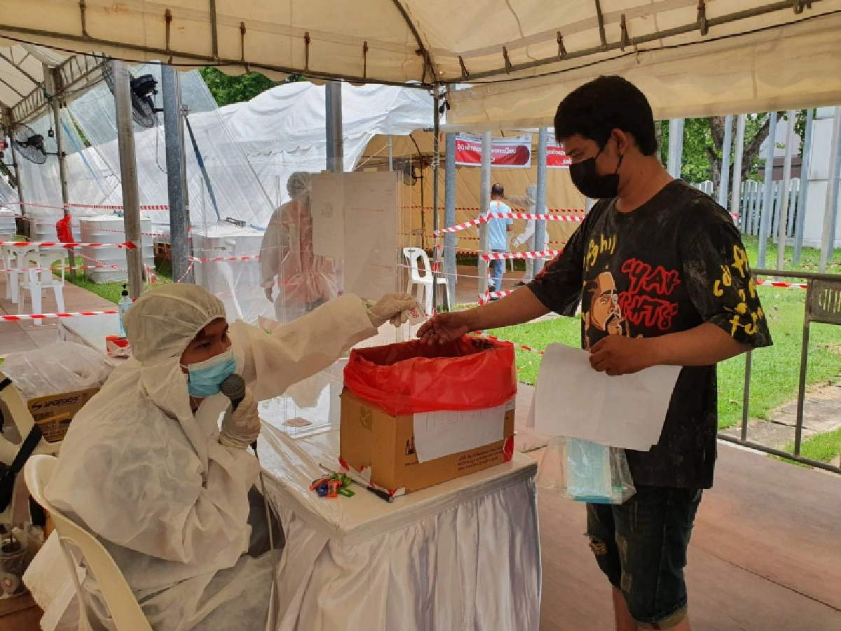 ประชาชน เฮ ก.แรงงาน จับมือ กทม. สปสช.ขยายตรวจโควิด-19 เชิงรุก ที่สนามไทย – ญี่ปุ่น ดินแดง ต่อไปจนถึง 31 พ.ค.นี้ 