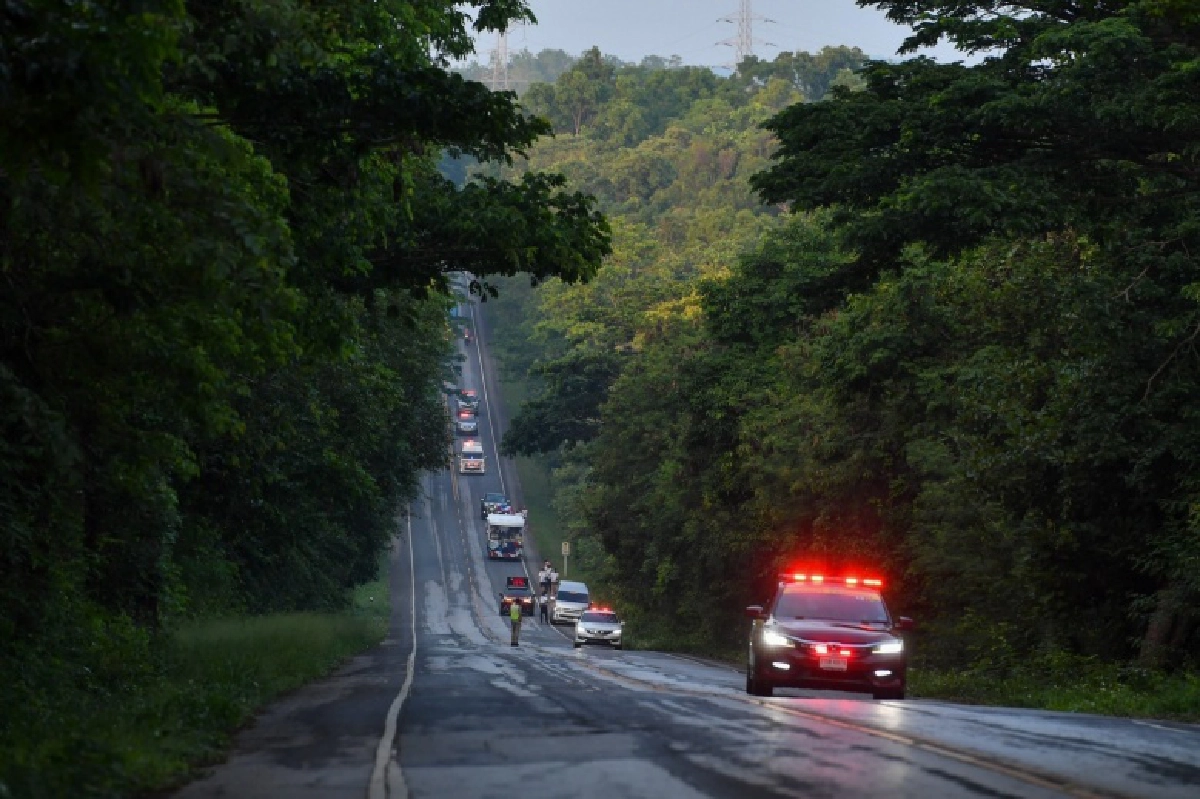 วิ่งธงชาติไทยวันที่ 45  เพชรบูรณ์- ชัยภูมิ- ขอนแก่น