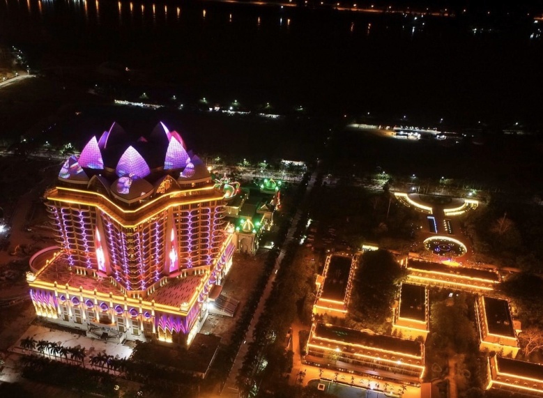 วิกฤตโควิด สามเหลี่ยมทองคำ