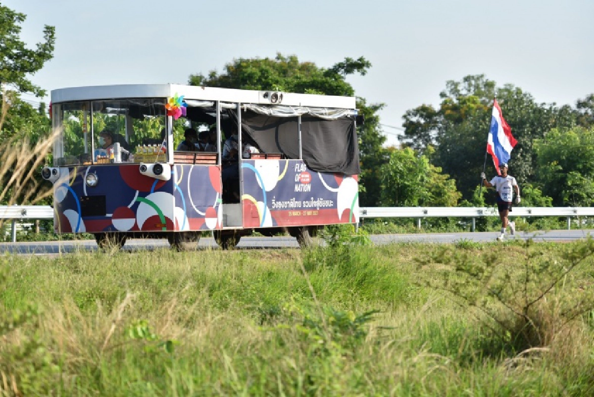 วิ่งธงชาติไทย วันที่48ของกิจกรรม เดินทางถึงโนนสูงเก็บระยะทาง 88กม.