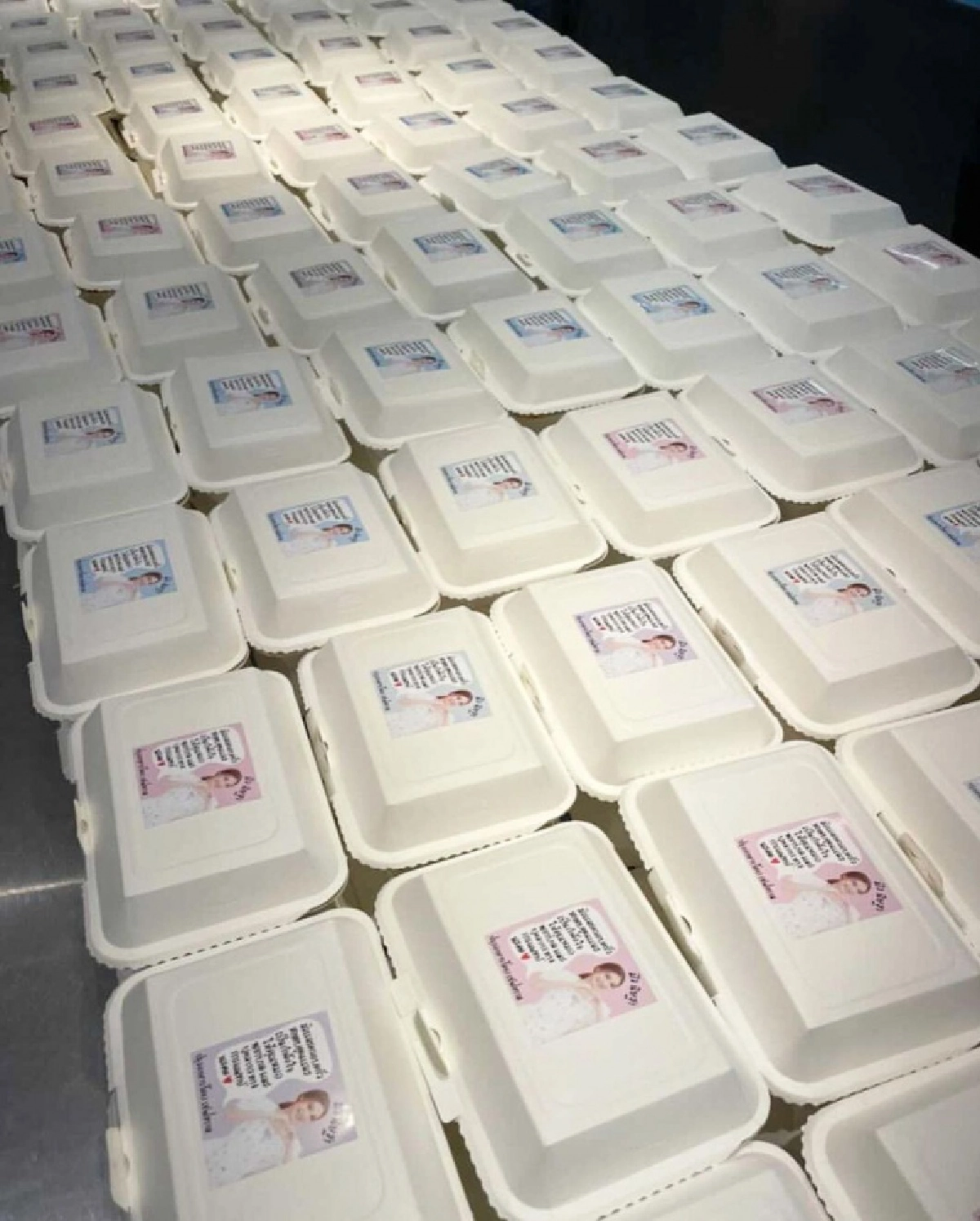 "มิว นิษฐา"เปิดครัว ทำอาหารส่งโรงพยาบาล สู้โควิด