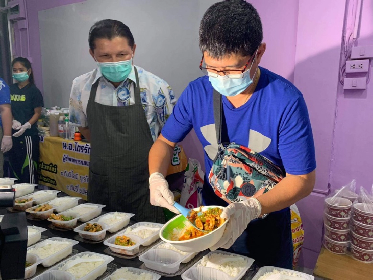  เขาทราย นำ "ชมรมวีรบุรุษแชมป์โลกไทย"ประเดิมภารกิจหนุนรพ.สนาม