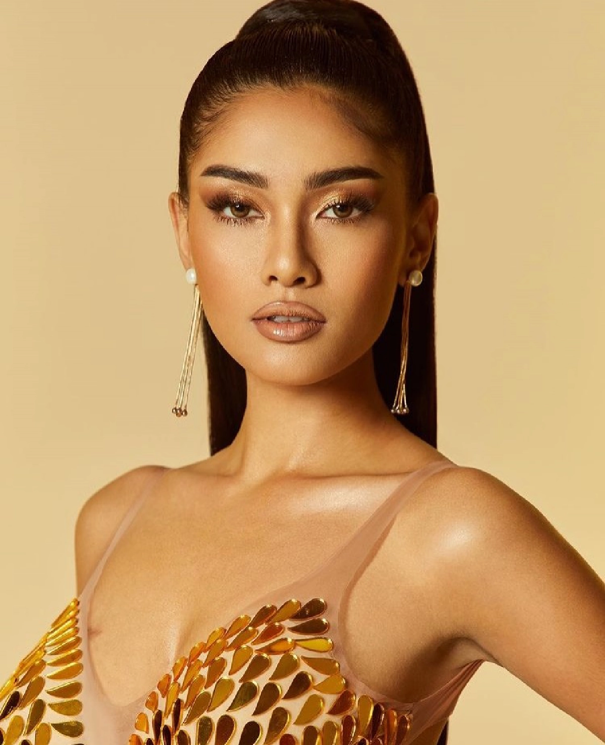 ไม่อาย "Thuzar Wint Lwin" มิสยูนิเวิร์สพม่า 2020 เปิดรอยแผลจากการผ่าตัด