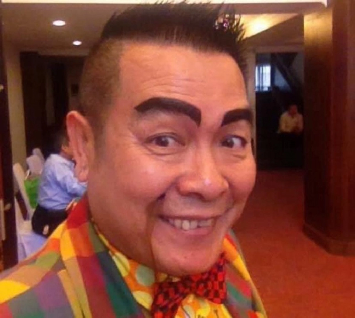 สุดเศร้า "อาจารย์ตุ้ย ศุภวัฒน์" ลูกชาย "ล้อต๊อก" เสียชีวิตหลังหายป่วยโควิดเพียง 1 วัน