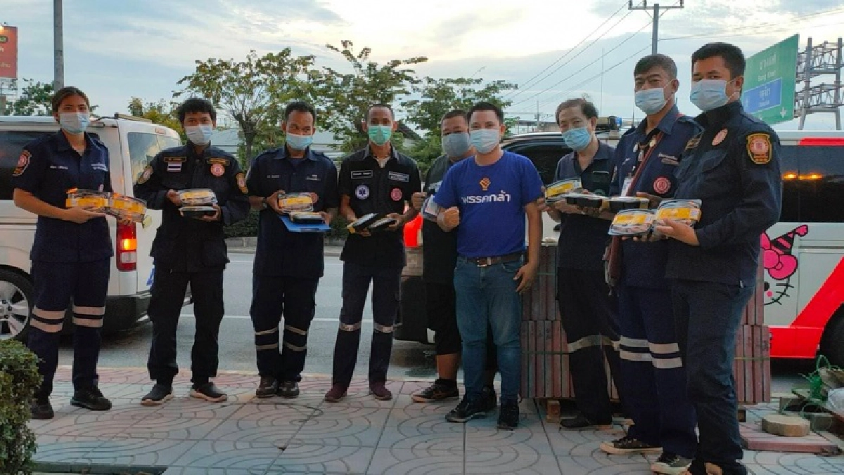 'สงกรานต์' นำทีม"กล้าเติมอิ่ม"ดูแลประชาชนในพื้นที่ที่ได้รับผลกระทบจากโควิด-19 อย่างต่อเนื่อง