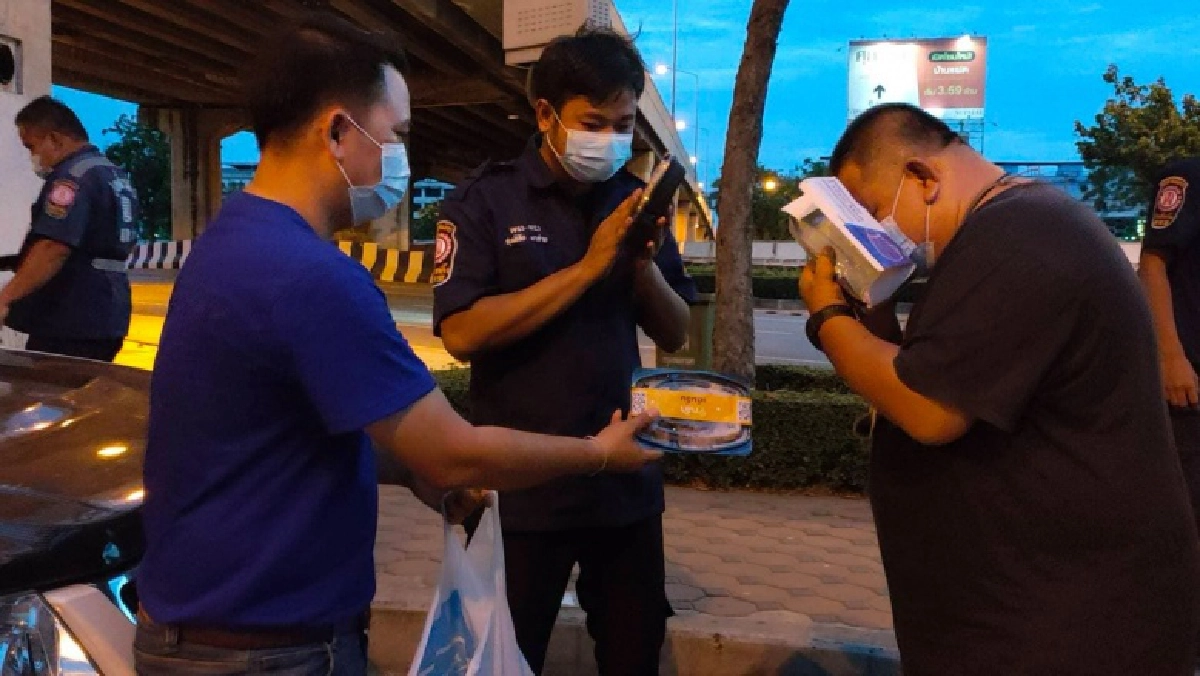 'สงกรานต์' นำทีม"กล้าเติมอิ่ม"ดูแลประชาชนในพื้นที่ที่ได้รับผลกระทบจากโควิด-19 อย่างต่อเนื่อง