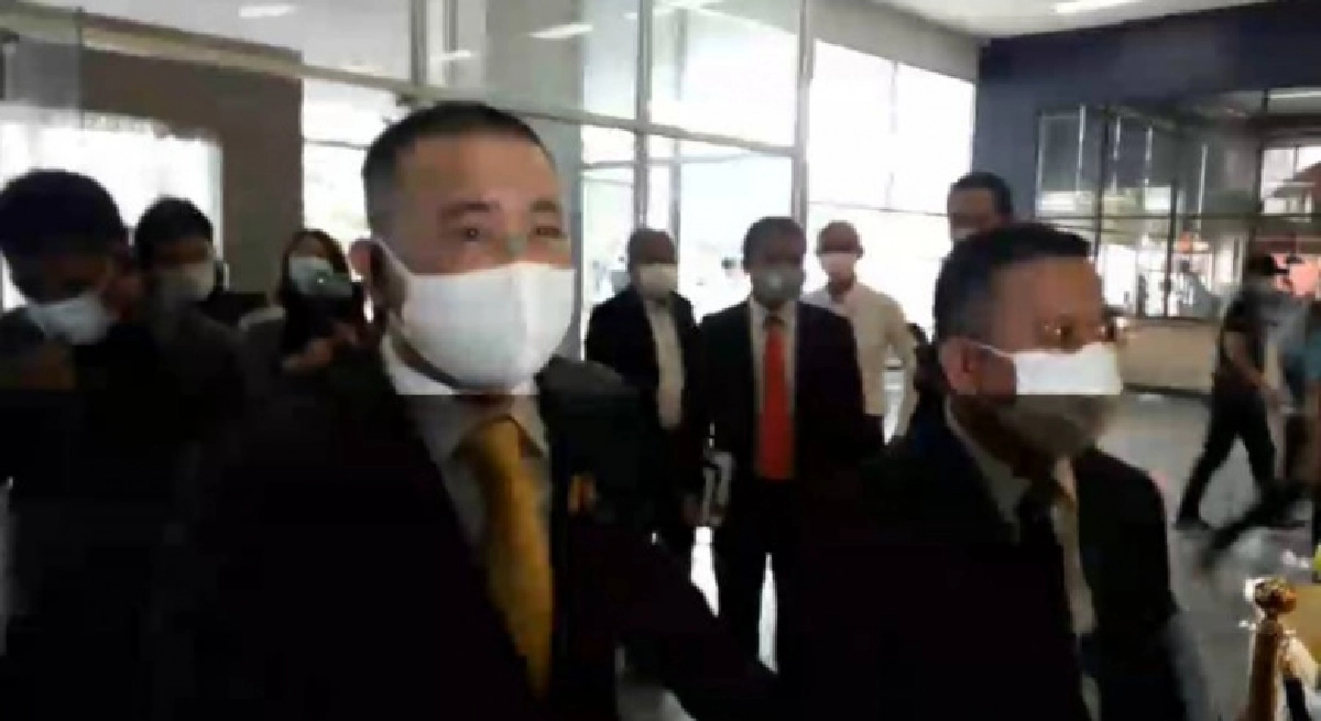 คอนเฟอเรนซ์ ฝากขัง "ประสิทธิ์ เจียวก๊ก" ฉ้อโกงพันล้าน