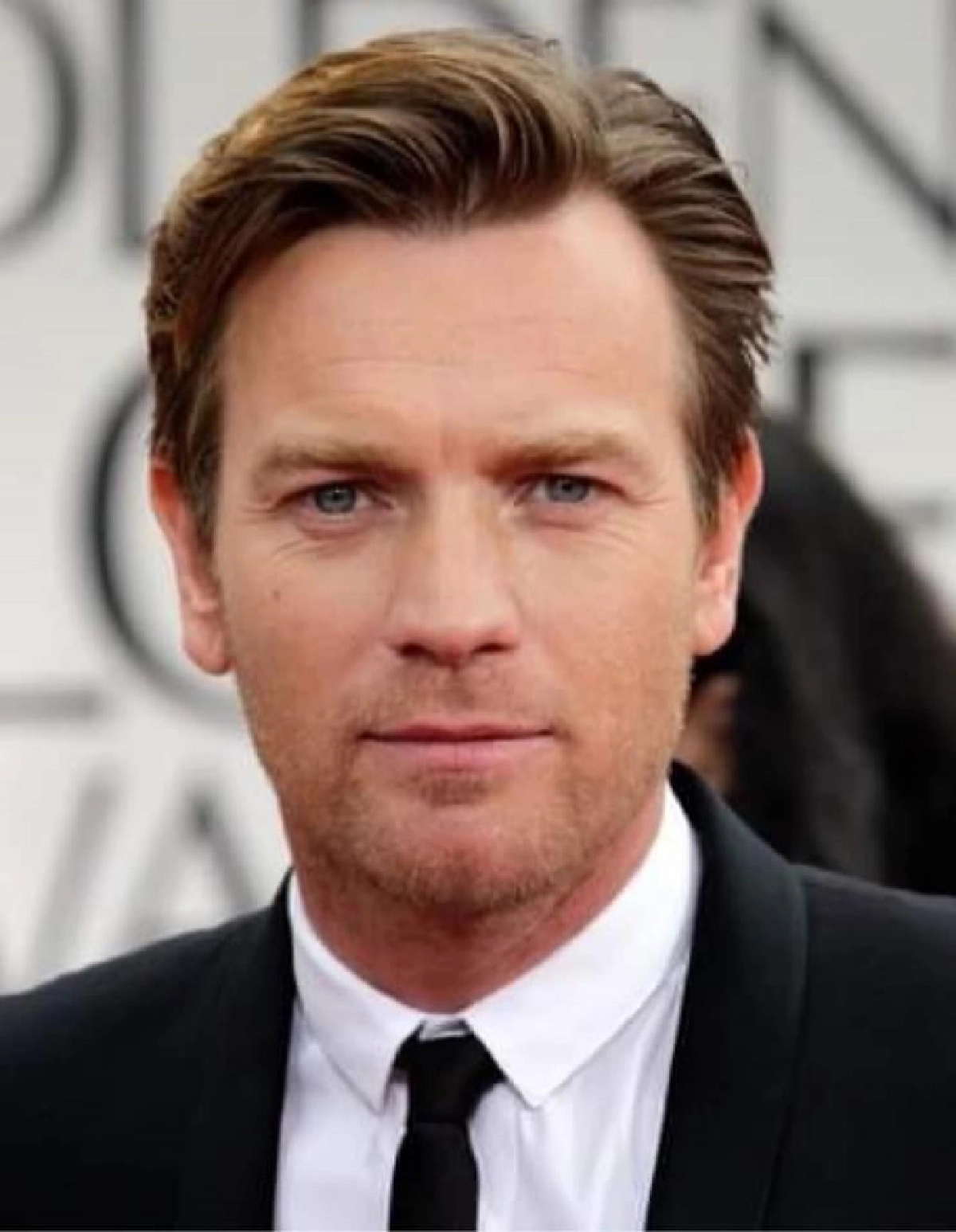 "หนิง นราวดี" นางแบบไทยหนึ่งเดียว ประกบ "Ewan McGregor" ในซีรี่ย์ Halston