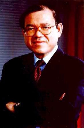 7 ปี 3 ป.สิ้นรักกันแล้วดัน 'ดร.ซุป' สร้างชาติ