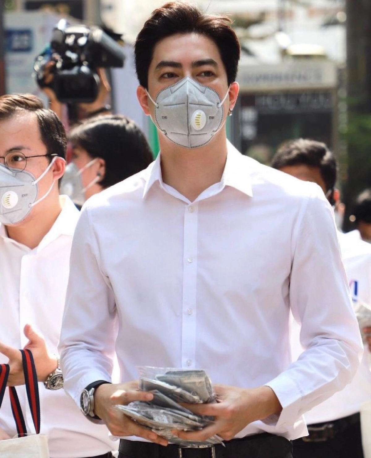 ถูกใจชาวเน็ต "ฟิล์ม รัฐภูมิ" ฟาดรัฐบาลทำงานช้า "วัคซีนมาไม่ครบยี่ห้อ แต่โควิดมาทุกสายพันธุ์"