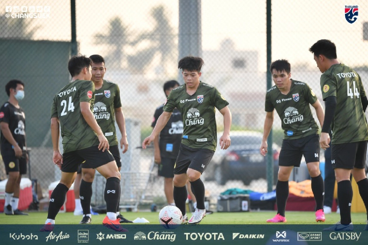 "ช้างศึก"ถึงยูเออีประเดิมซ้อมแบบฟูลทีมครั้งแรก 