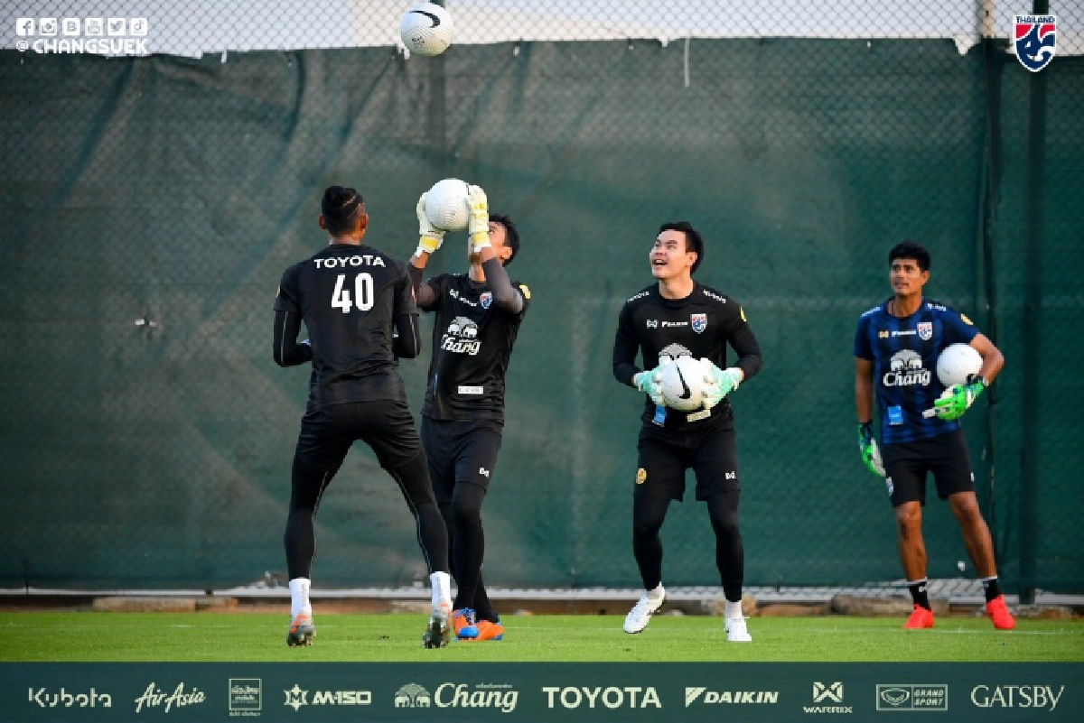 ช้างศึกซ้อมต่อเนื่อง รอ"เจ"ชนาธิป-ธนวัฒน์ สมทบ  อุ่นเครื่องนัดแรกพบโอมาน 