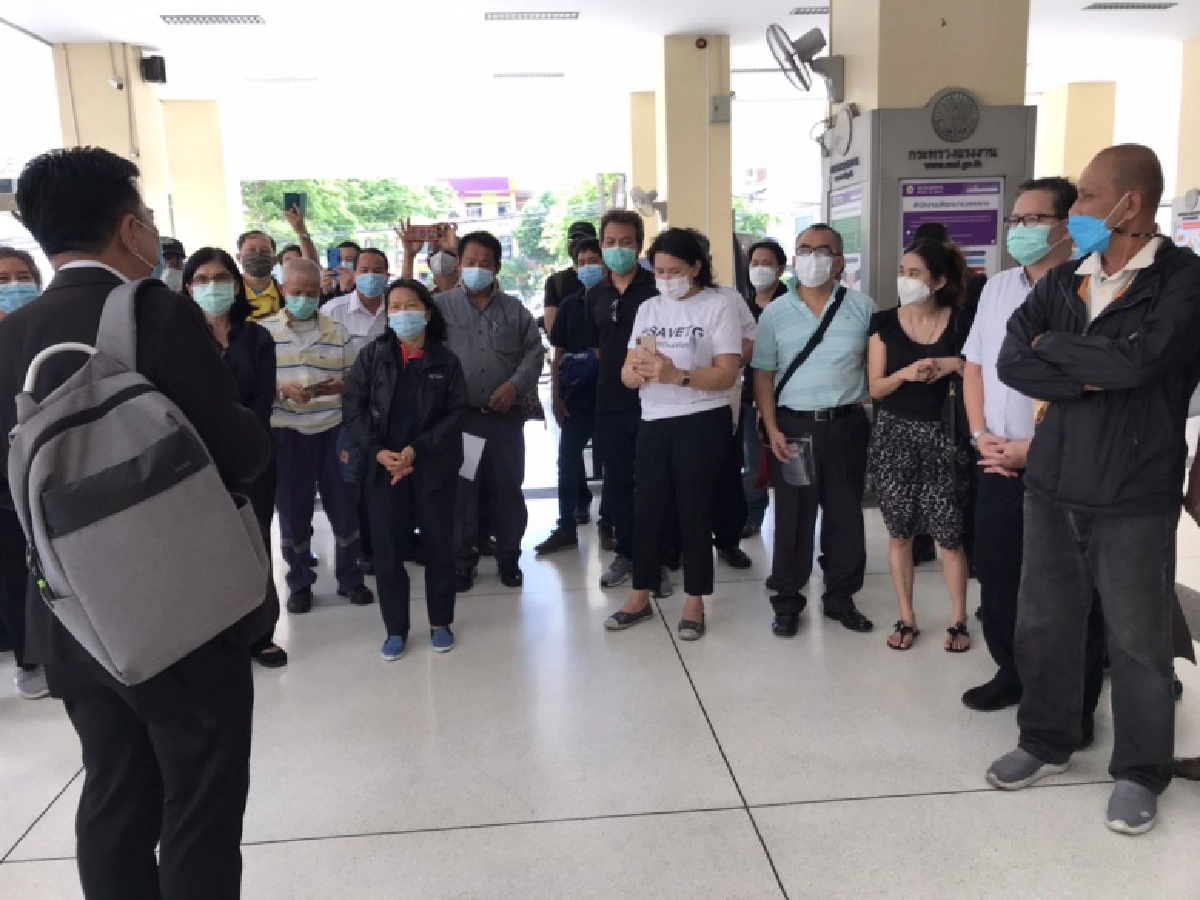 "ศรีสุวรรณ" นำสหภาพการบินไทยร้อง กท.แรงงานระงับคำสั่งเลิกจ้าง 508 พนักงาน