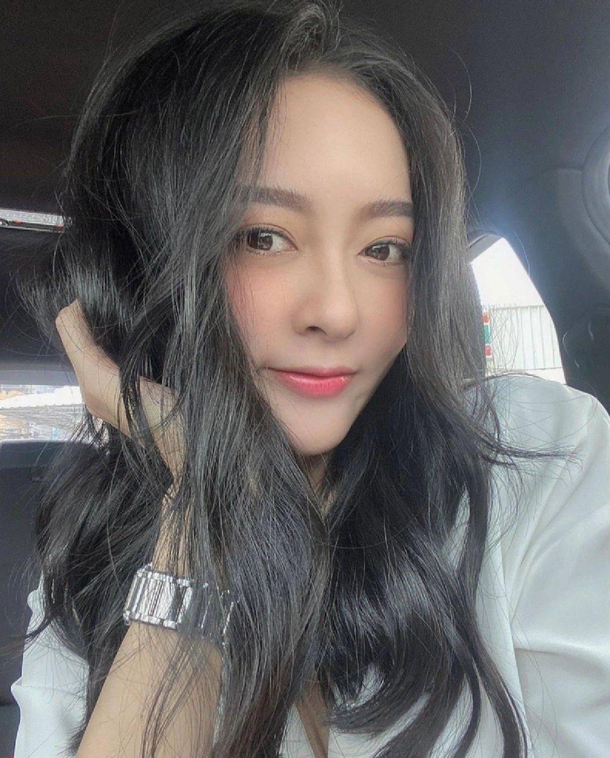 "แก้มบุ๋ม ปรียาดา" โพสต์ระบาย โดนพิษโควิดเล่นงานอย่างหนัก  