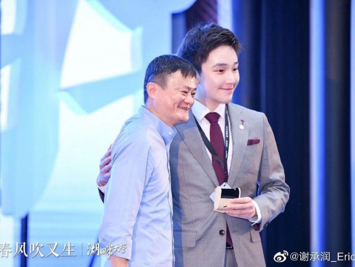ชีวิตหรูของ "เอริค เซี่ย" หุ้นใหญ่ "ซิโนแวค" เศรษฐีแสนล้าน ปาร์ตี้กับคนดังระดับโลก