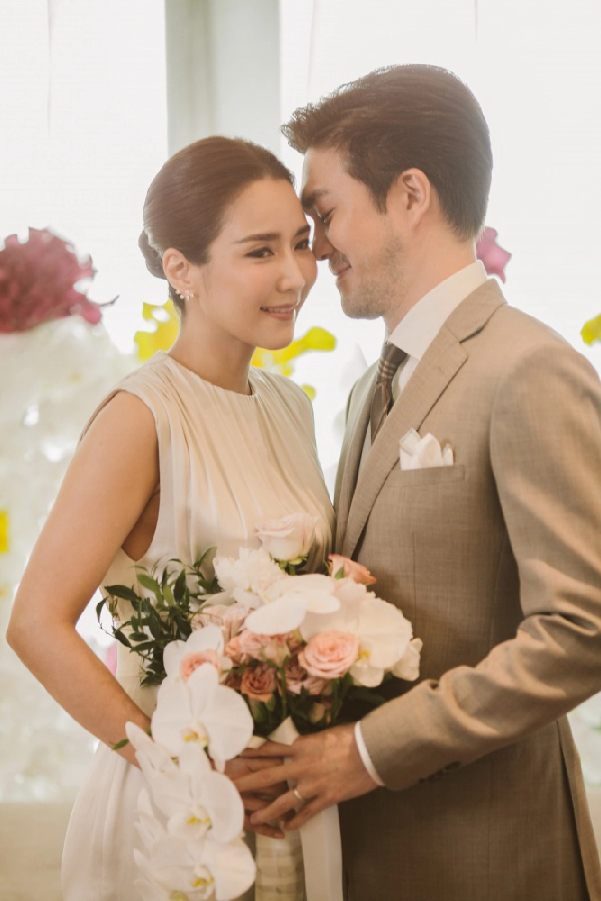 \"จั๊กจั่น-เค\" จดทะเบียนสมรสแล้ว เริ่มต้นชีวิตคู่อย่างเป็นทางการ