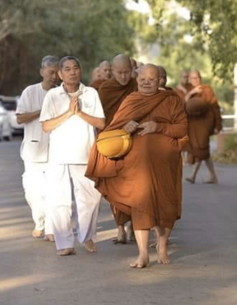 เหลือเชื่อ "ชลอ-เทิดภูมิ" บนทางสายวัดป่า