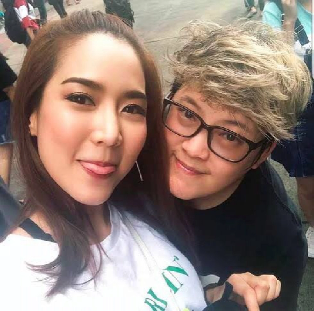 ด่วน ไม่รอด "อาบี" อดีตผู้จัดการ "จั๊กจั่น อคัมย์สิริ" โดนจับตัวดำเนินคดีแล้ว