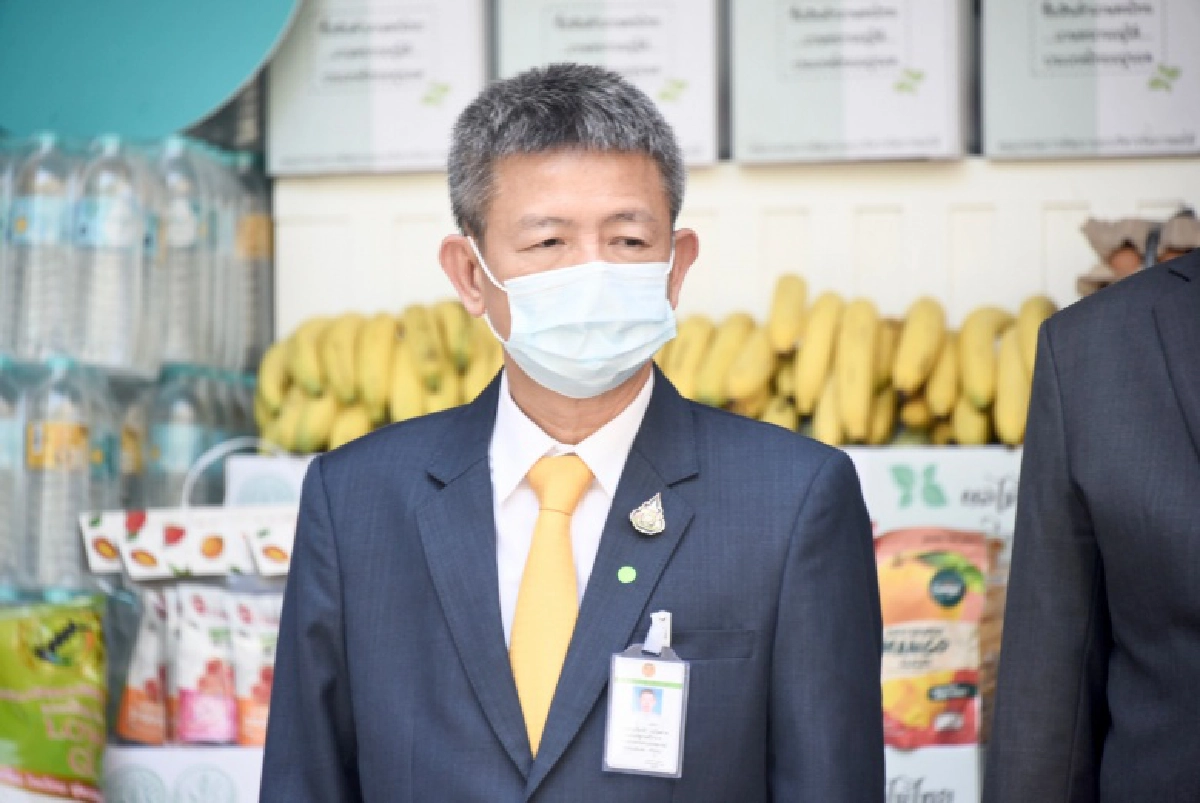 รมว.เฉลิมชัย ปล่อยคาราวานรถสินค้าเกษตรคุณภาพ ส่งต่อไปยังโรงพยาบาล โรงพยาบาลสนาม และสนับสนุนเรือนจำ 