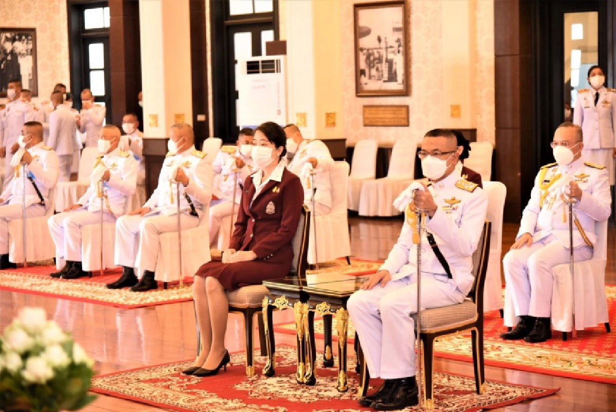 "บิ๊กปั๊ด" ผบ.ตร. นำคณะ ทำพิธีวันเฉลิมพระชนมพรรษา