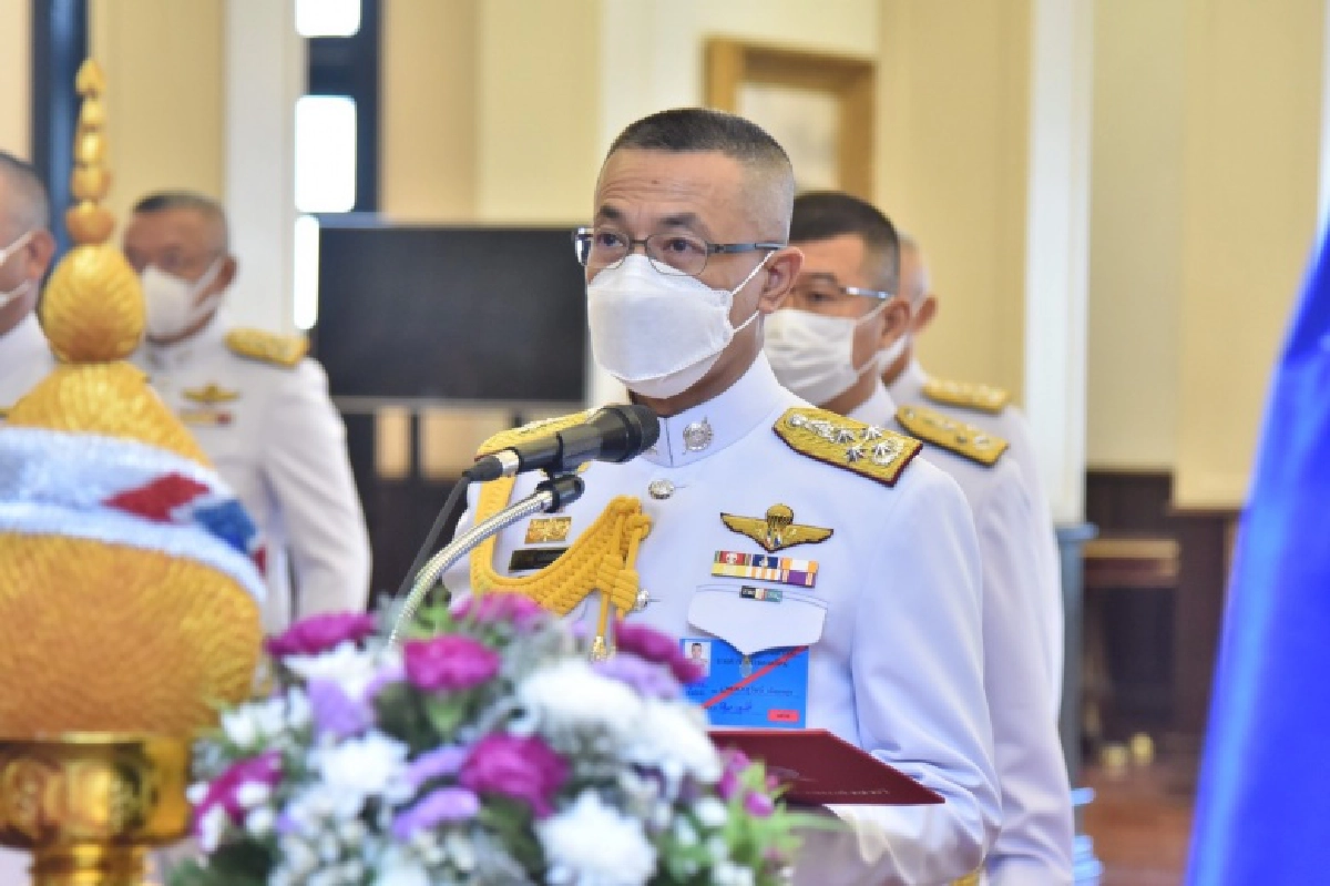 "บิ๊กปั๊ด" ผบ.ตร. นำคณะ ทำพิธีวันเฉลิมพระชนมพรรษา