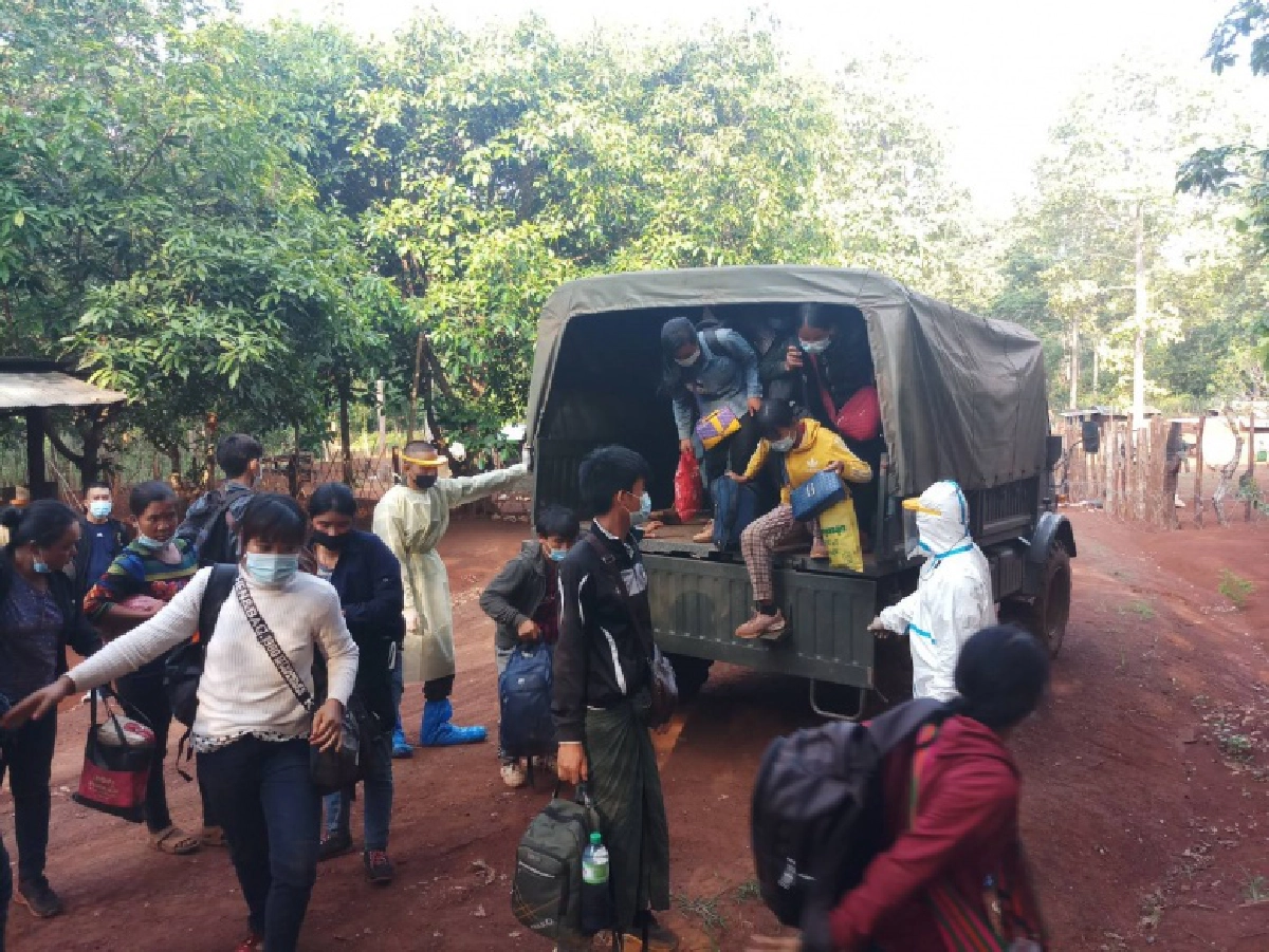 จับ 20 ต่างด้าวลอบข้ามแดน