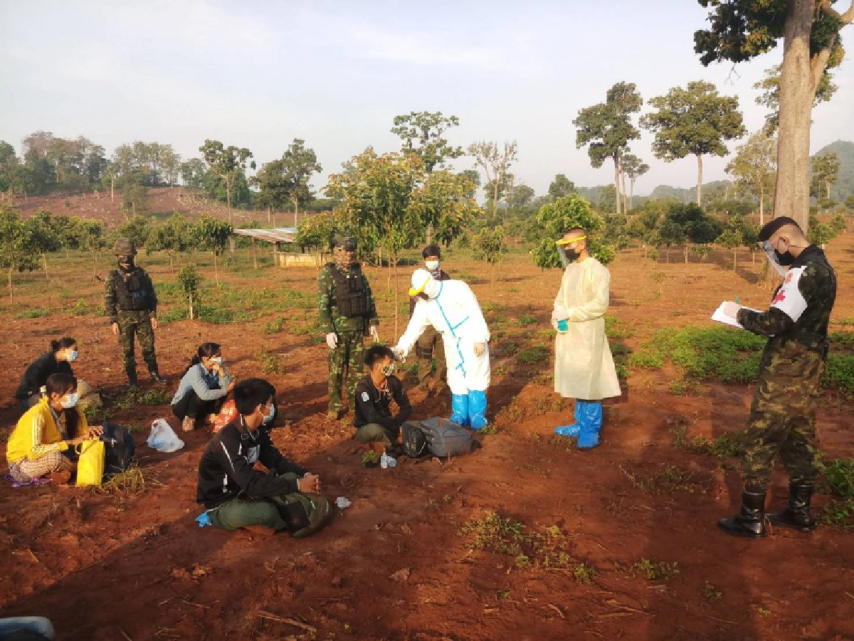 จับ 20 ต่างด้าวลอบข้ามแดน