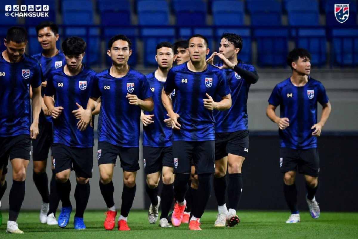 'บิ๊กอ๊อด'ปลุกกำลังใจ"ช้างศึก"สร้างประวัติศาสตร์