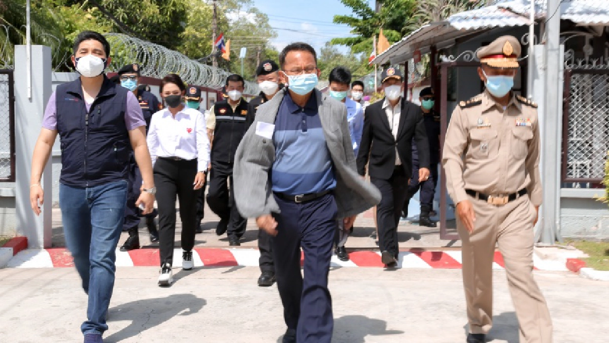 "สมศักดิ์" ยัน ทำตามหลักสิทธิมนุษยชน ผู้ต้องขังต่างด้าวต้องได้ฉีดวัคซีนด้วย