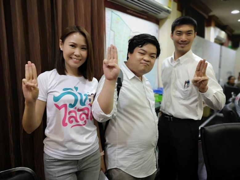 รู้จัก 'โบว์' ตีขิมนางครวญ 'สามนิ้ว' โตไม่ทัน