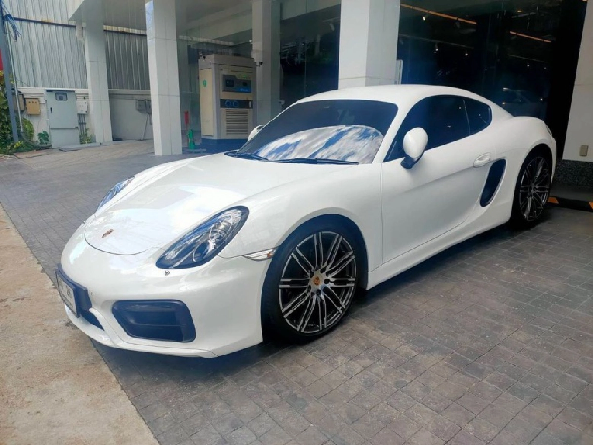 บ๊ายบาย"ดีเจเอกกี้"บอกลารถหรู หลังประกาศขาย