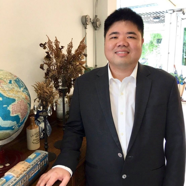 รู้จัก "โกมล" เบื้องลึกยูโร 2020