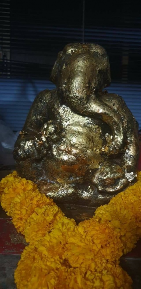 "พระอุเชนทร์ " (พระพิฆเนศ)  คู่บารมีพ่อท่านคล้ายวาจาสิทธิ์