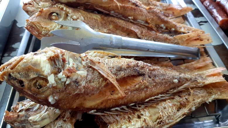 แค่นี้ก็น้ำลายหก คั่วเผ็ดกระดูกหมู-ไตปลารสเด็ด "แกงใต้สงขลา"