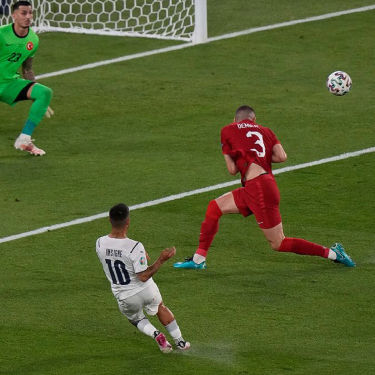 อิตาลีเปิดหัวสวยกระซวกตุรกี3-0 ศึก"ยูโร2020"