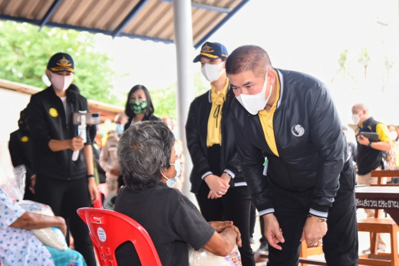 "ประวิตร" ควง "ธรรมนัส-นฤมล" ลงพื้นที่ จ.ระยอง-ชลบุรี ติดตามภาพรวมการบริหารจัดการน้ำ 