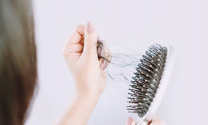 หมดปัญหาผมร่วง ด้วยวิธีง่ายๆ จากตัวเราเอง