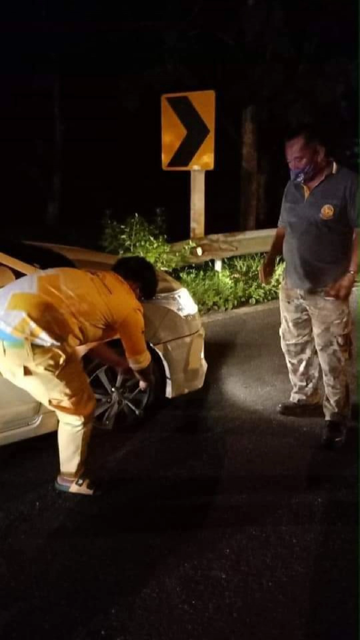 พยาบาลสาวโพสต์นาทีชีวิตมีมือดีเจาะถนนวาง"เหล็กเรือใบ"หวังปล้นทรัพย์