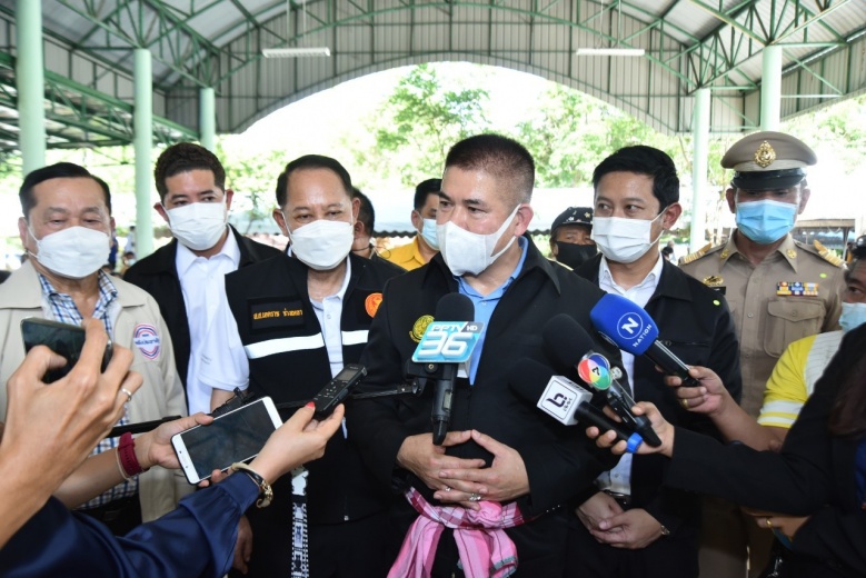 "ธรรมนัส "ตรวจราชการจังหวัดขอนแก่น พร้อมมอบโฉนดที่ดินแด่เกษตรกร