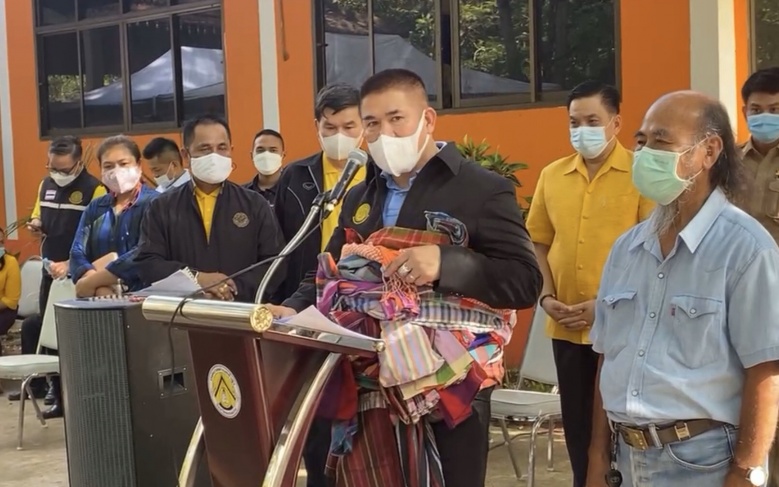 เอาชนะทักษิณโจทย์ยาก "ธรรมนัส" 