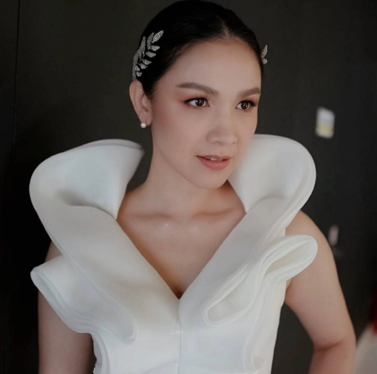 เอ๊ะใครนะ 17 ปีผ่านไป "กบ สุวนันท์" ยังต้องกดไลก์ 