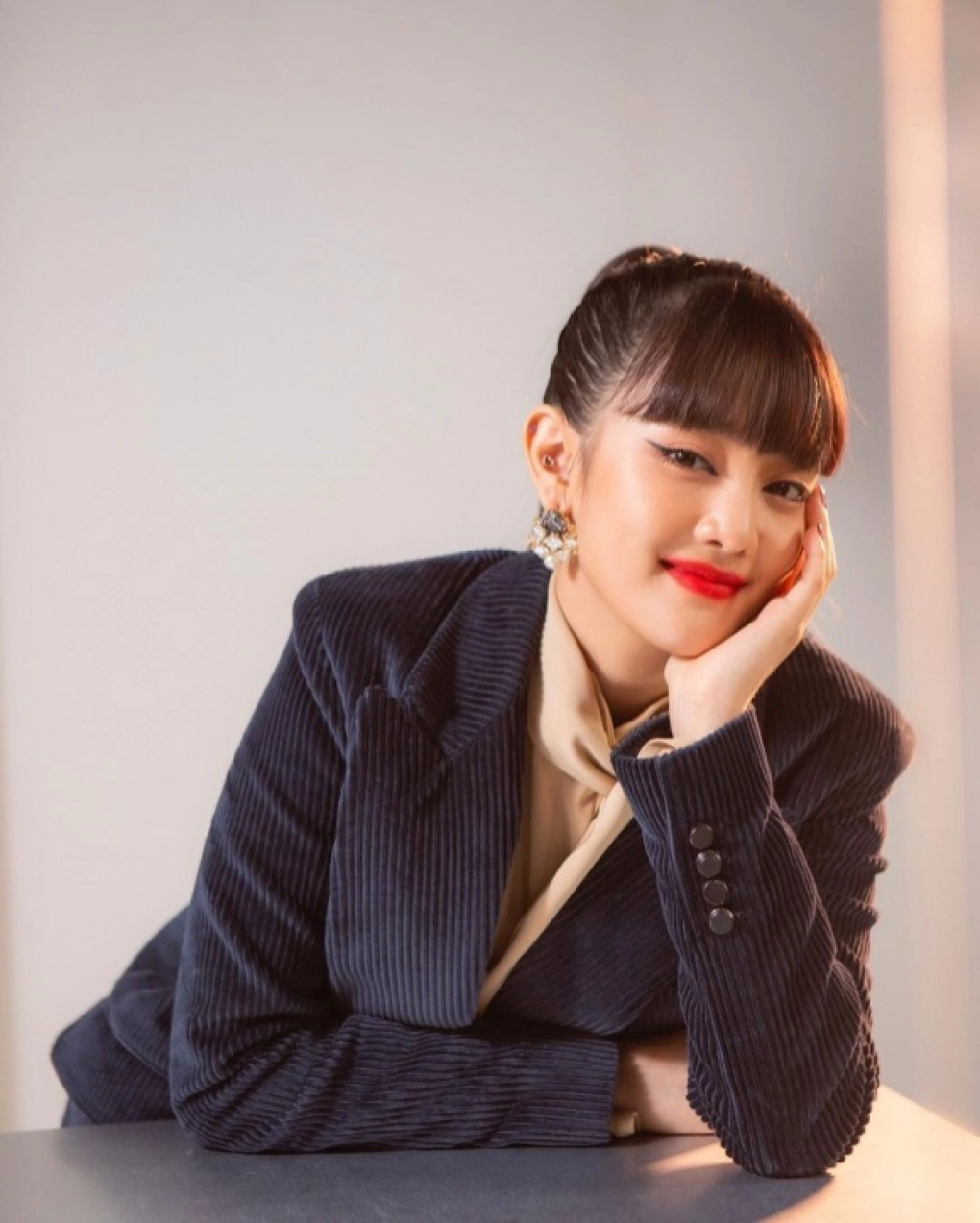 ความทรงอิทธิพลของ "ลิซ่า" จน "โอ๊ต" ต้องฝาก "มินนี่" ไปบอก อย่าจับกล้องบ่อย ทำราคาขึ้น 