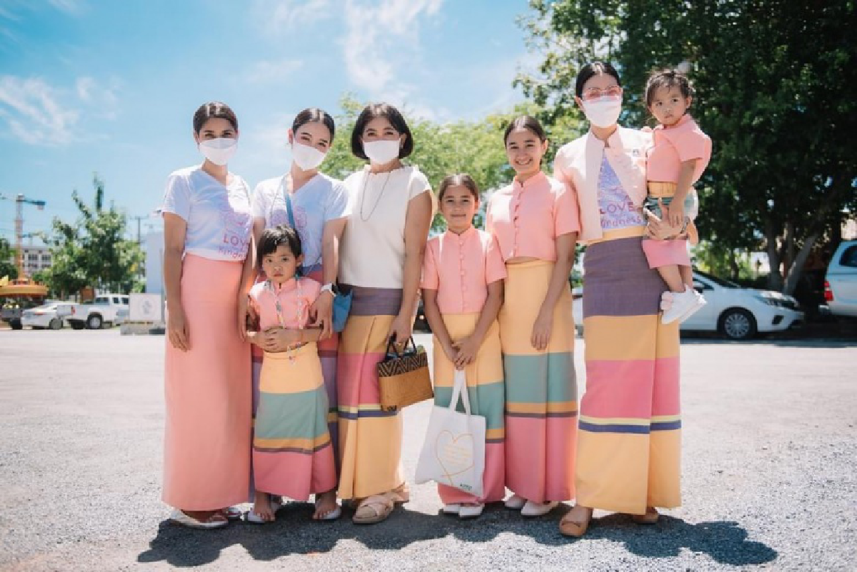 บุญใหญ่ครอบครัว \"แพนเค้ก\" ปลื้มคุณพ่อเข้าพิธีอุปสมบท