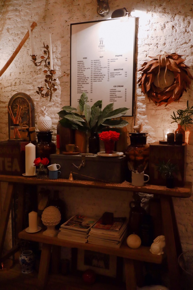 "Floral Cafe'" at Napasorn คาเฟ่แห่งเจ้าดอกไม้ ปากคลองตลาด 
