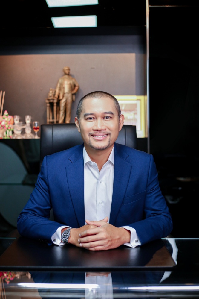 ศูนย์กลางการค้าแห่ง "ความสุข" ที่ MRT 