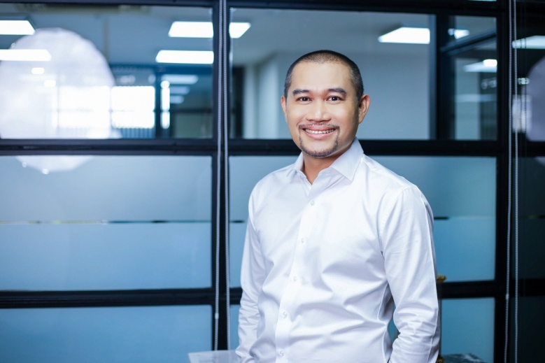 ศูนย์กลางการค้าแห่ง "ความสุข" ที่ MRT 