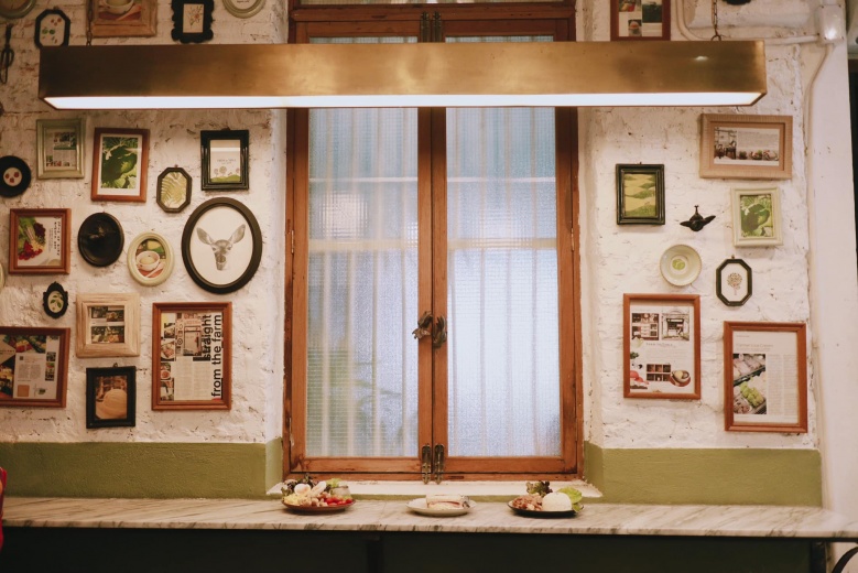 Farm to Table, Organic Cafe ฟาร์มจิ๋วแห่ง "ปากคลองตลาด"