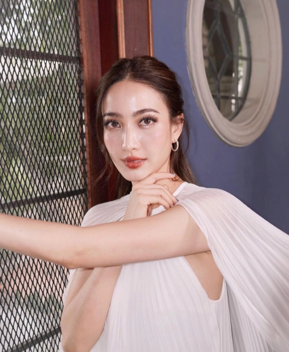 ลุคนี้ "แต้ว ณฐพร" จึ้งสุดเต็มสิบไม่หักชาวเน็ตทักปากสวยมากแม่