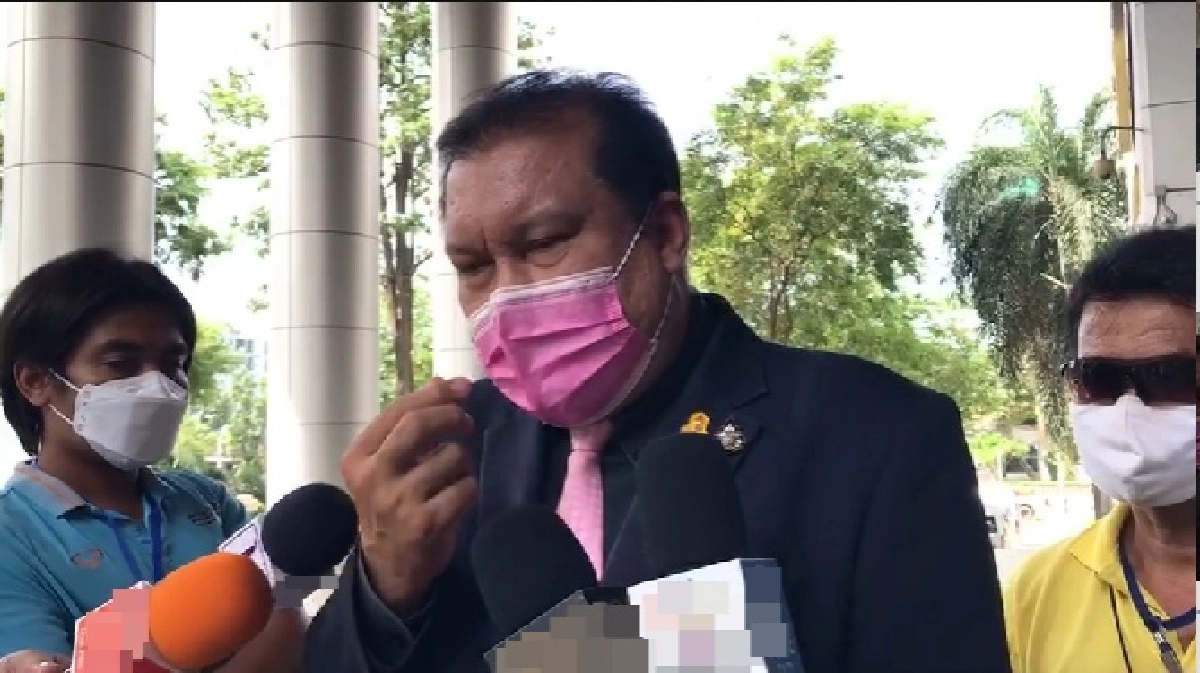 "เพนกวิน" โดนแล้ว สนธิญา ร้องศาลถอนปล่อยตัวชั่วคราว รุมทำร้าย "สิระ เจนจาคะ" 