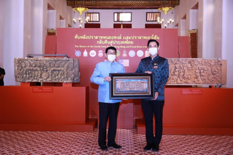 นิทรรศการ "ทับหลัง ทรงคุณค่า มรดกที่ได้รับกลับคืน